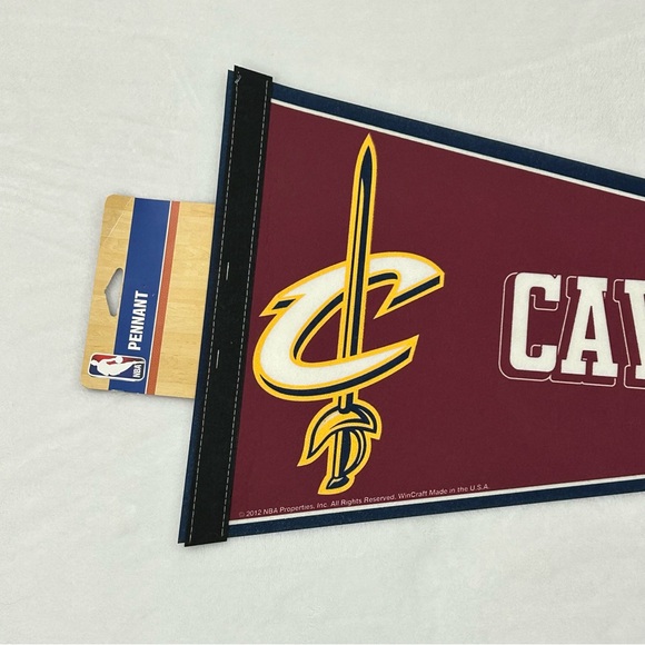 Cleveland Cavs Cavaliers NBA Basketball WinCraft Classic Felt Pennant BannerFlag - Picture 2 of 6